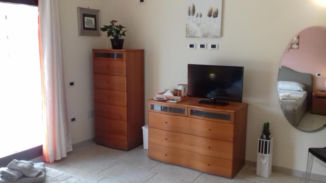 Casa Vacanze Menta Fiorita Flumini di Quartu Dış mekan fotoğraf